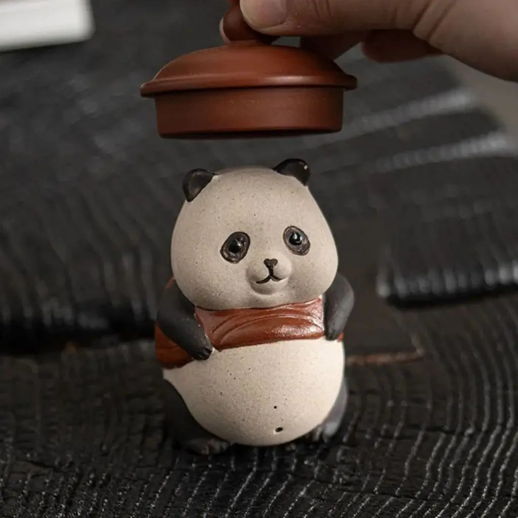 Elva Panda Tea Pet – Ornamento in Argilla di Sabbia Viola