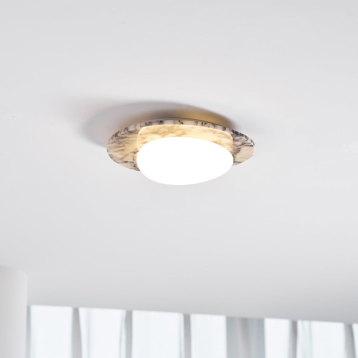 Lampada da soffitto Emma in marmo