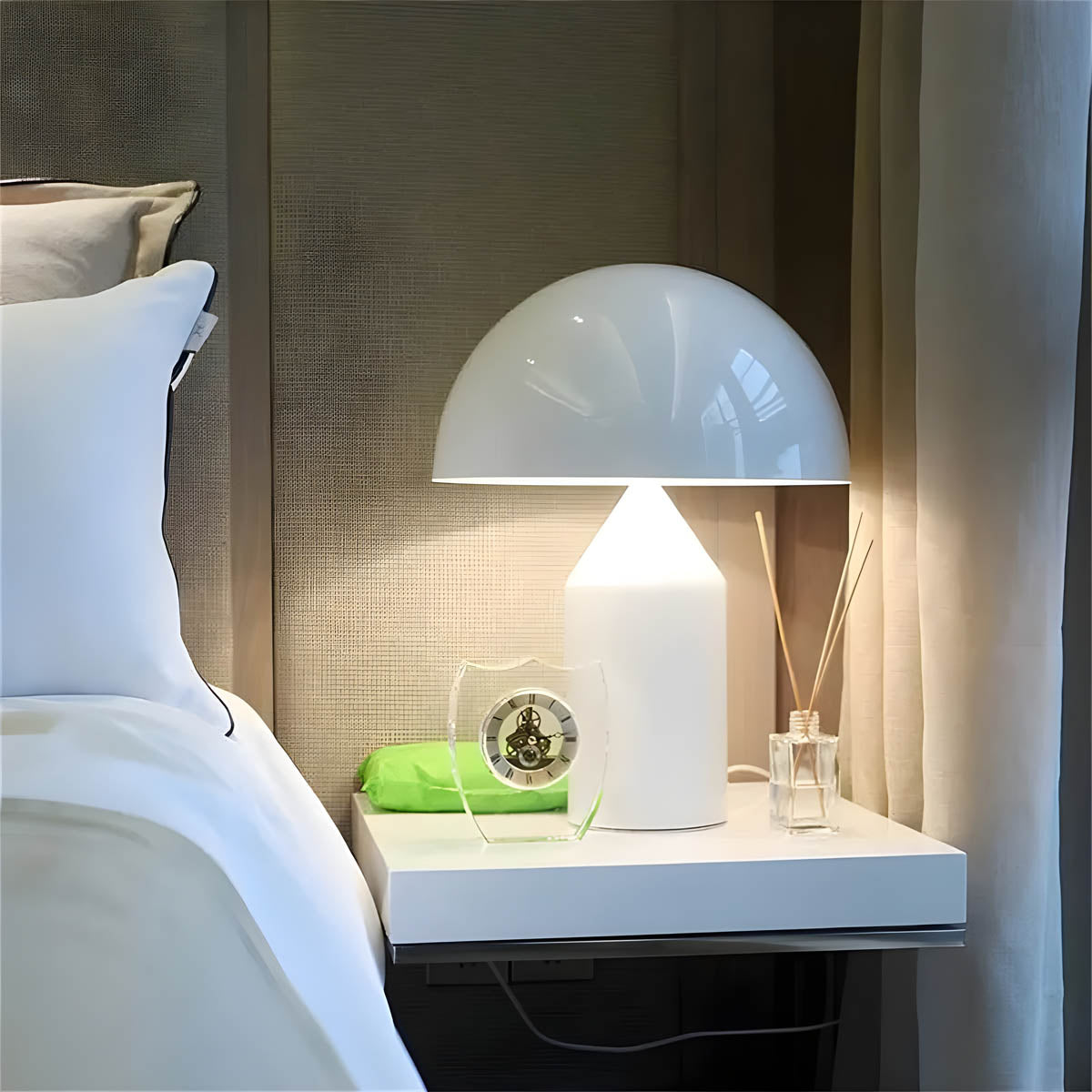 Lampada da tavolo Estylo – Metallo & Vetro – Bianco – Ø 30 cm – Design Moderno per Illuminazione Elegante
