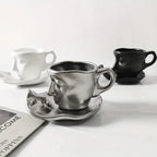 EternalLove™ - Set di Tazze da Caffè e Piattini in Ceramica con Bacio