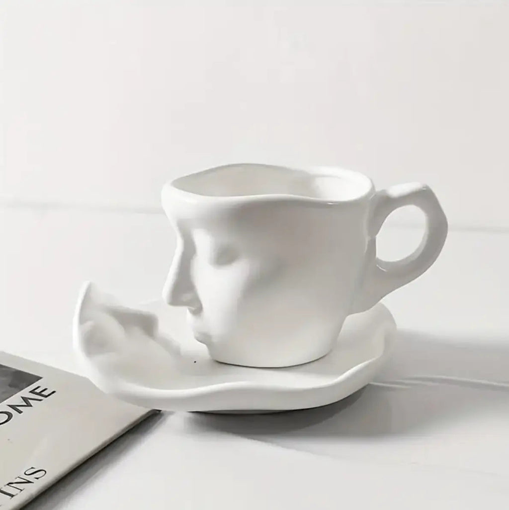 EternalLove™ - Set di Tazze da Caffè e Piattini in Ceramica con Bacio