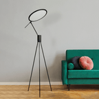 Lampada da Terra Slanke Design – Illuminazione Ambientale e di Accento