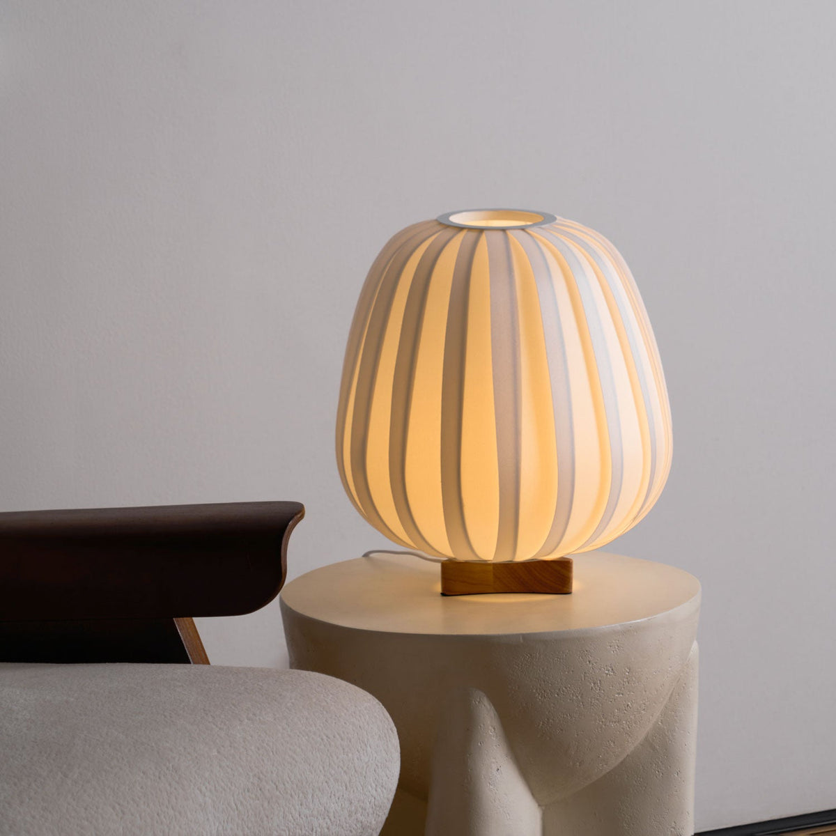 Lampada da Tavolo Minimalista in Tessuto