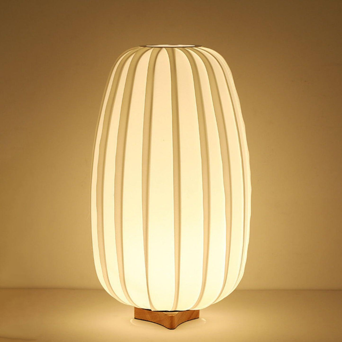Lampada da Tavolo Minimalista in Tessuto