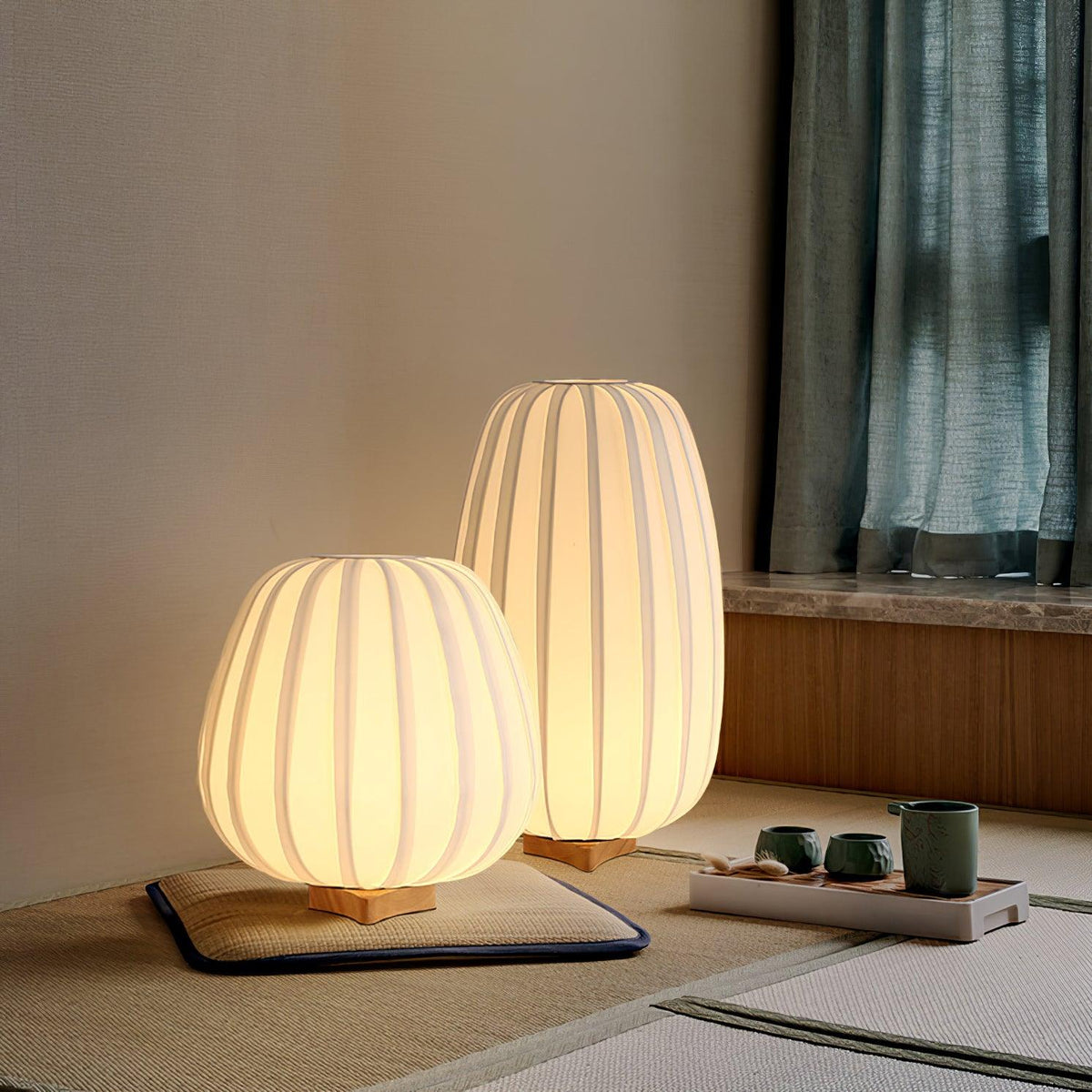 Lampada da Tavolo Minimalista in Tessuto