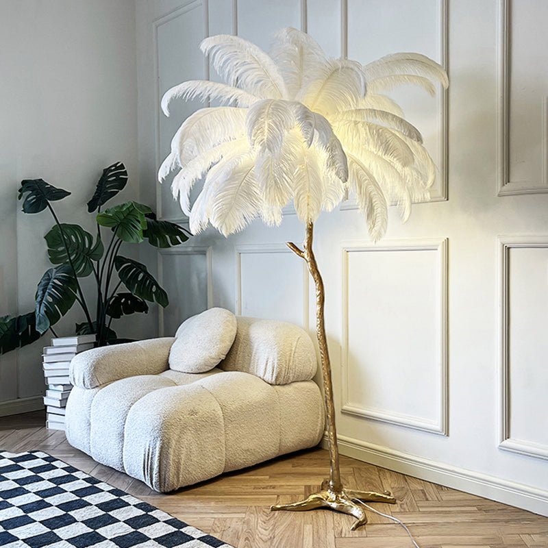 Lampada da terra in piume – Finitura dorata – Bianca – 160 cm – Presenza elegante per soggiorno e camera da letto