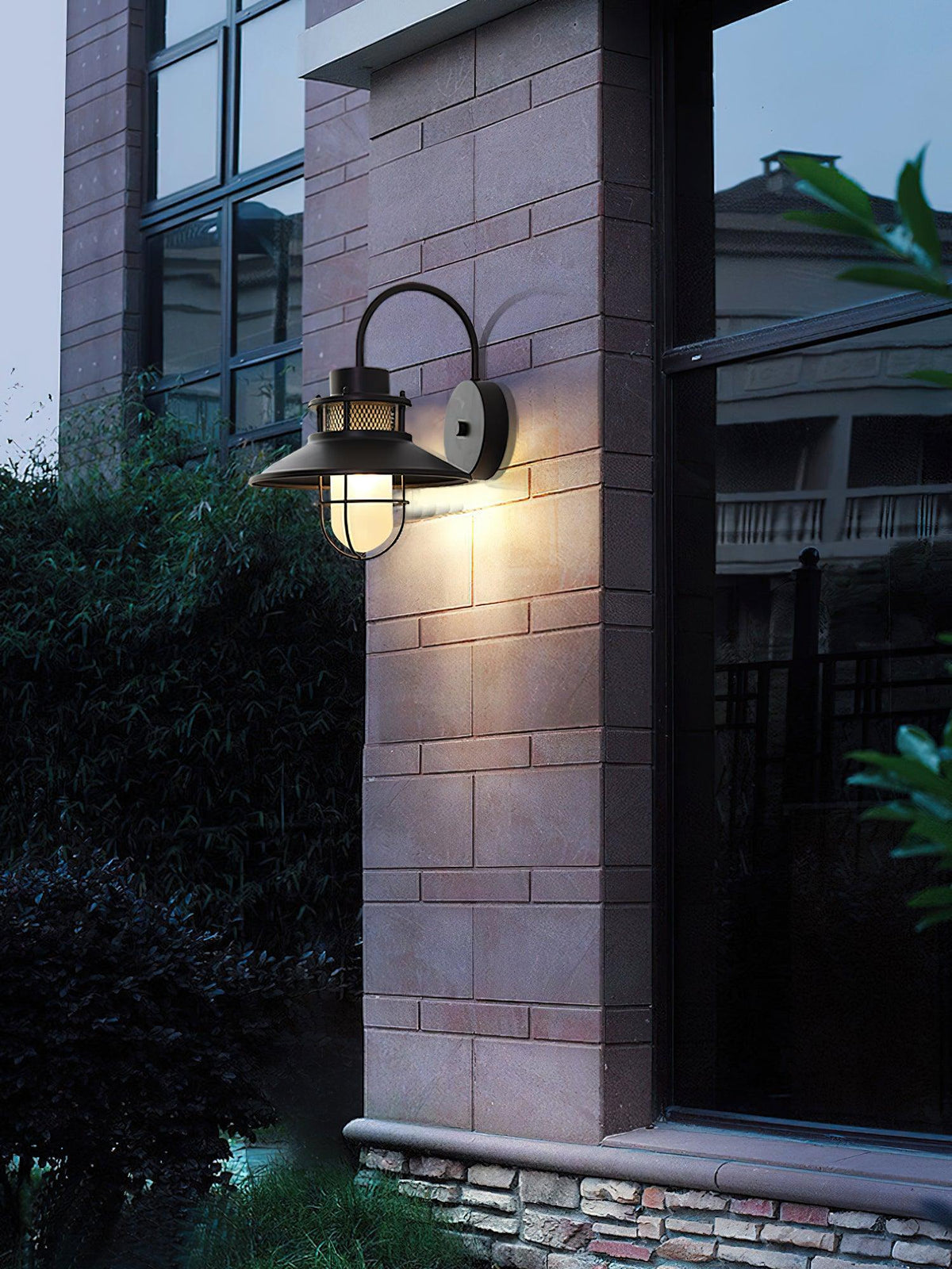 Lampada da Parete Felix per Esterni | Faretto Industriale Impermeabile