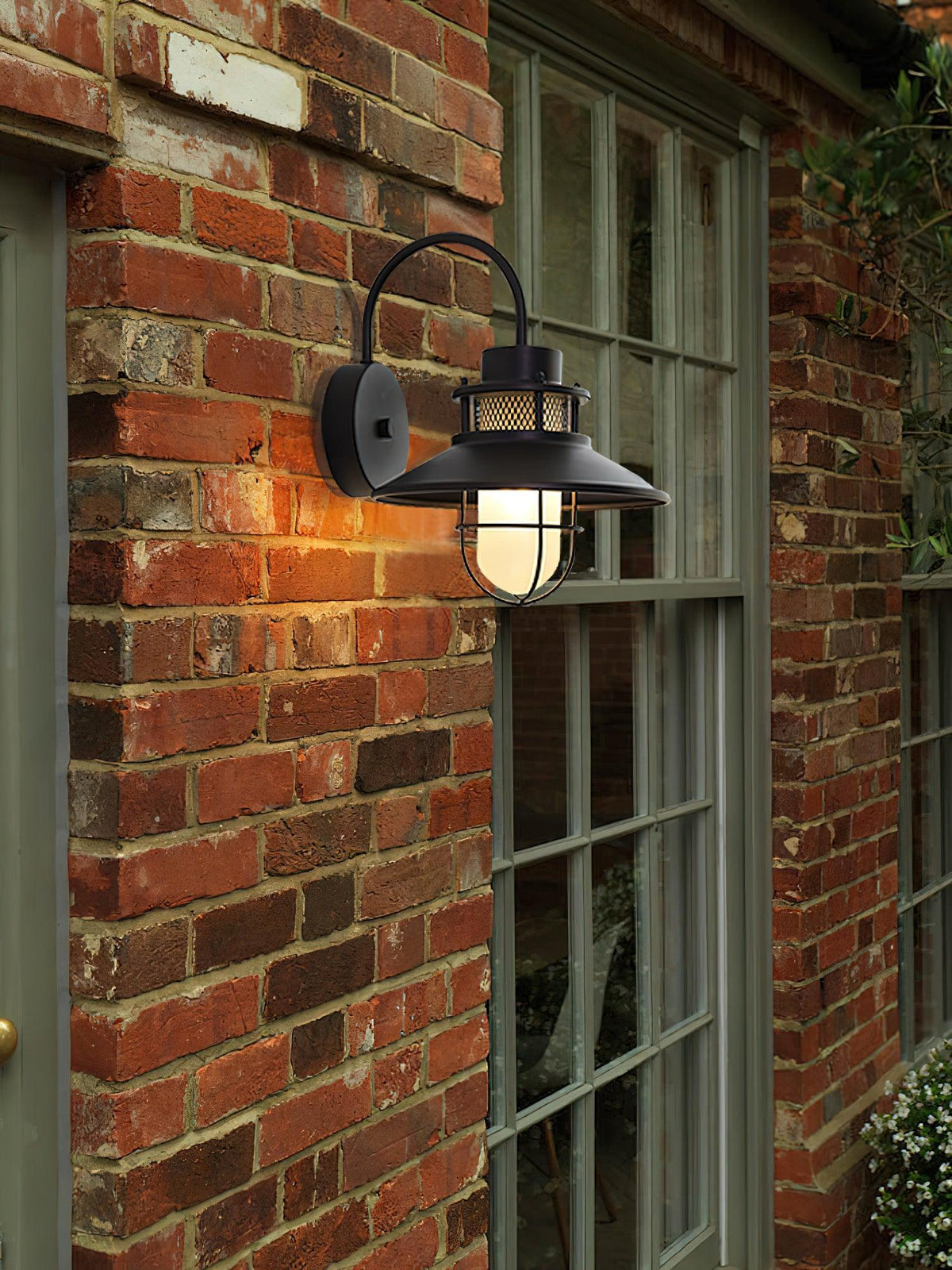 Lampada da Parete Felix per Esterni | Faretto Industriale Impermeabile