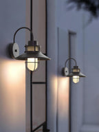 Lampada da Parete Felix per Esterni | Faretto Industriale Impermeabile