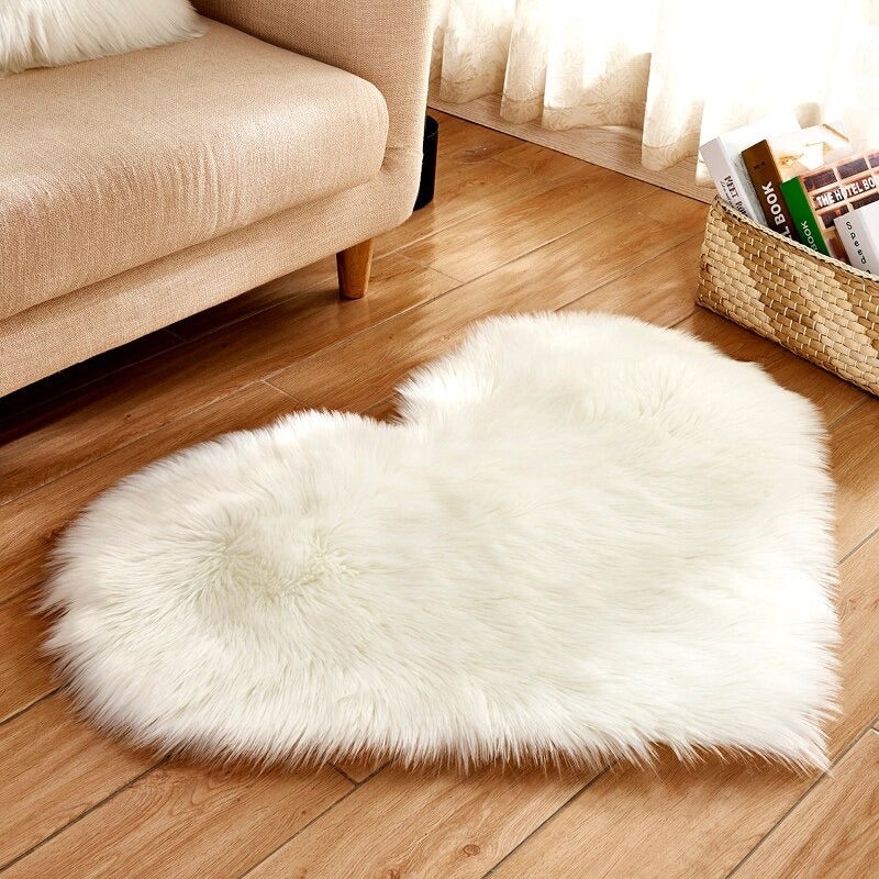 LushHeart - Tappeto ad area a forma di cuore con morbida e leggera texture per ambienti accoglienti