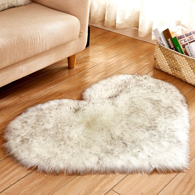 LushHeart - Tappeto ad area a forma di cuore con morbida e leggera texture per ambienti accoglienti