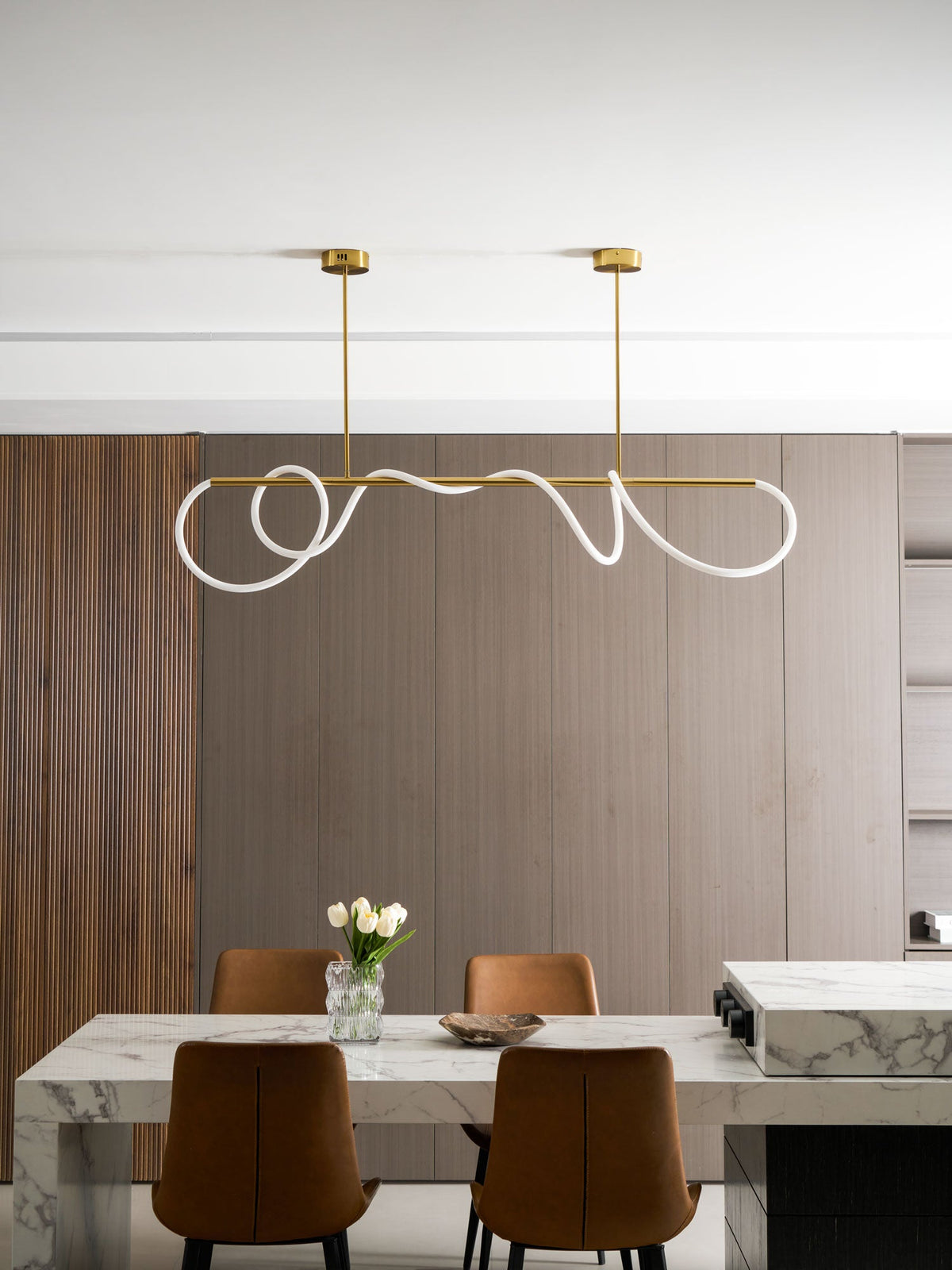 Lampadario a Curva Lineare Flessibile