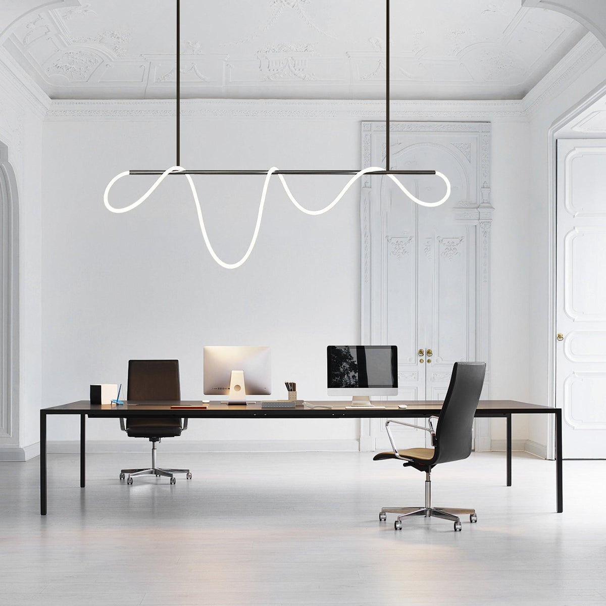 Lampadario a Curva Lineare Flessibile