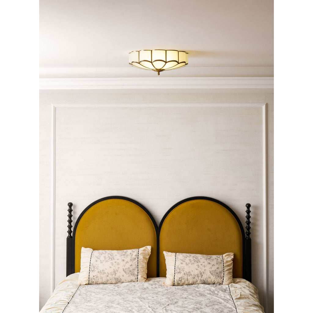 Lampada a soffitto in vetro a forma di fiore