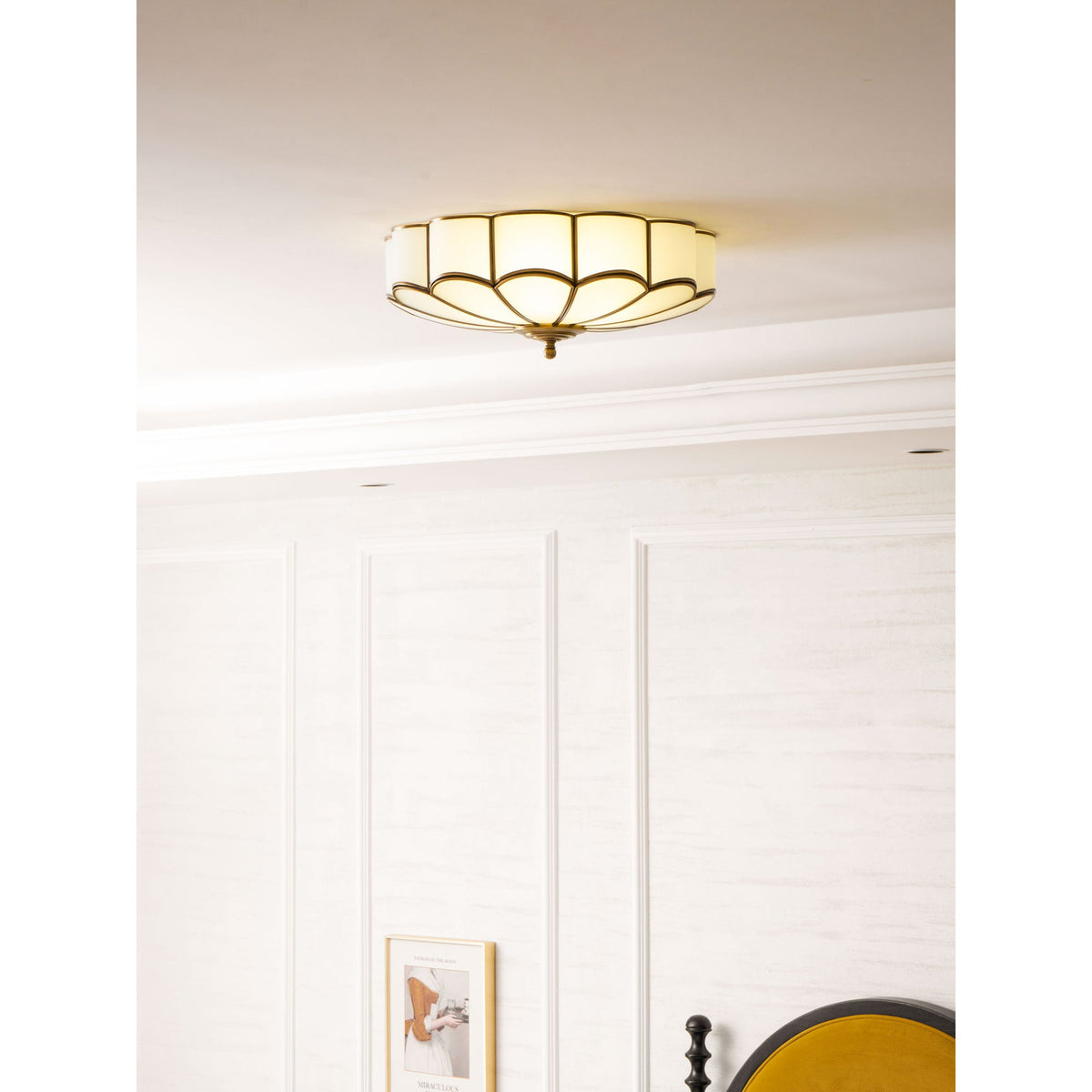 Lampada a soffitto in vetro a forma di fiore
