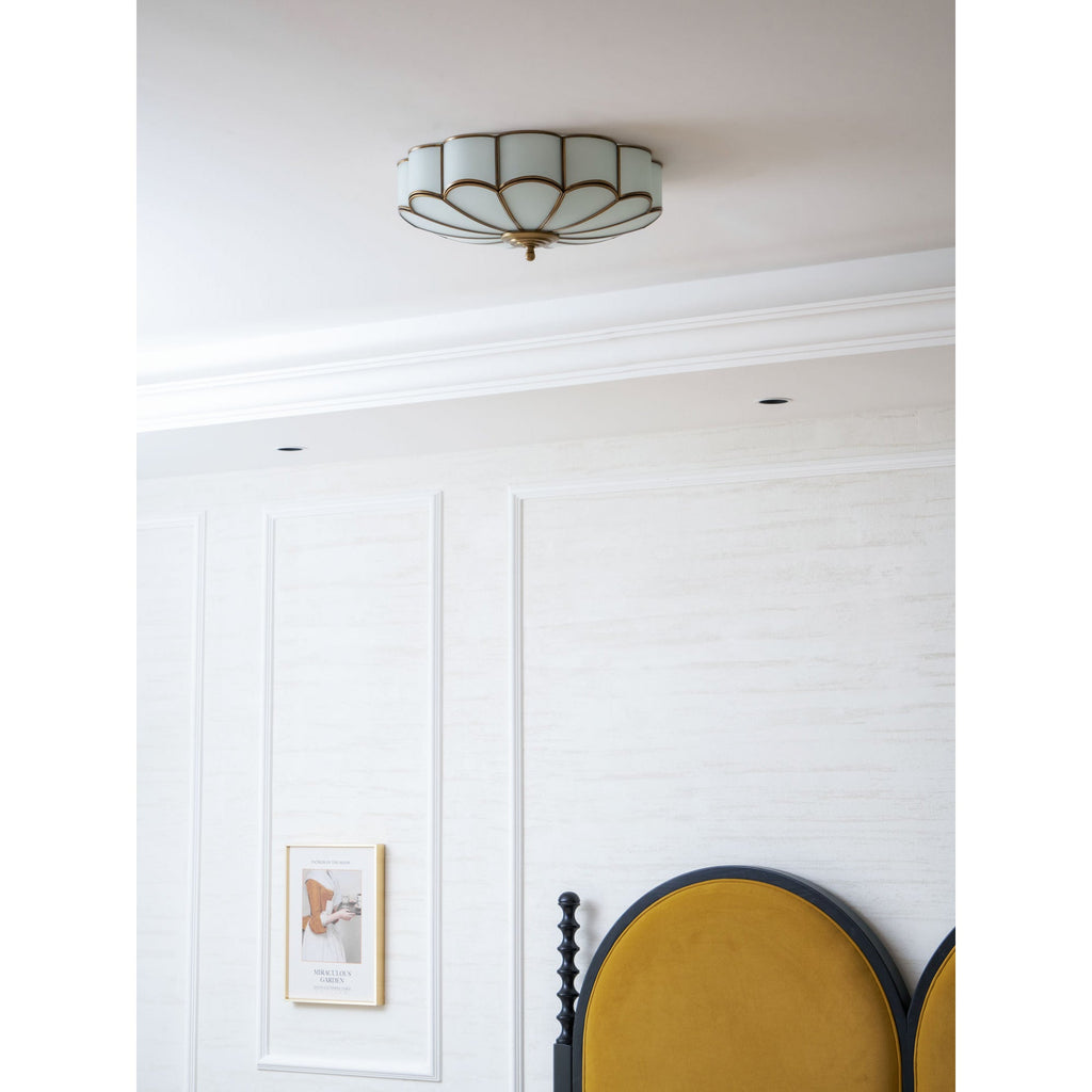 Lampada a soffitto in vetro a forma di fiore
