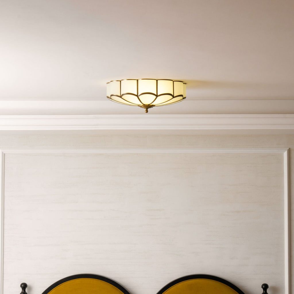 Lampada a soffitto in vetro a forma di fiore