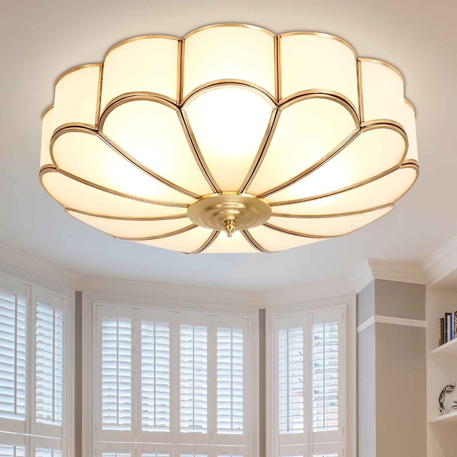 Lampada da soffitto in vetro ottone a forma di fiore Viraean