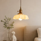Lampada a sospensione in stile francese con paralume in vetro crema a ondine