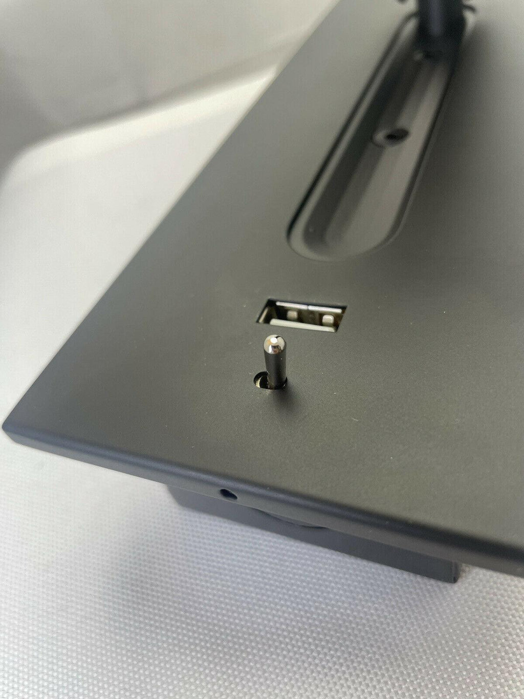 Aare Applique Minimalista Comodino USB
