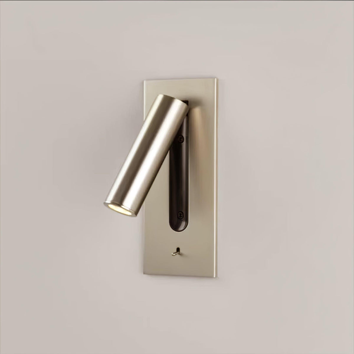 Aare Applique Minimalista Comodino USB