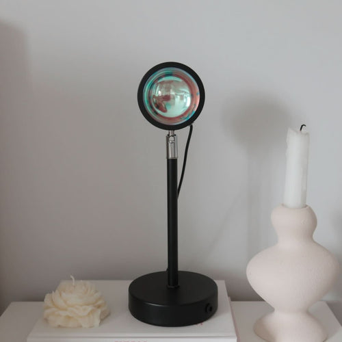 Bagliore Dorato – Lampada al Tramonto per Luce Atmosferica e Rilassamento Dorato
