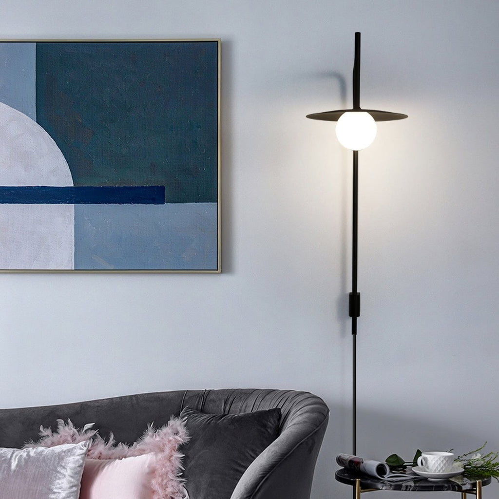 Lampada da parete Gea con braccio oscillante