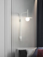Lampada da parete Gea con braccio oscillante