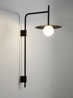 Lampada da parete Gea con braccio oscillante