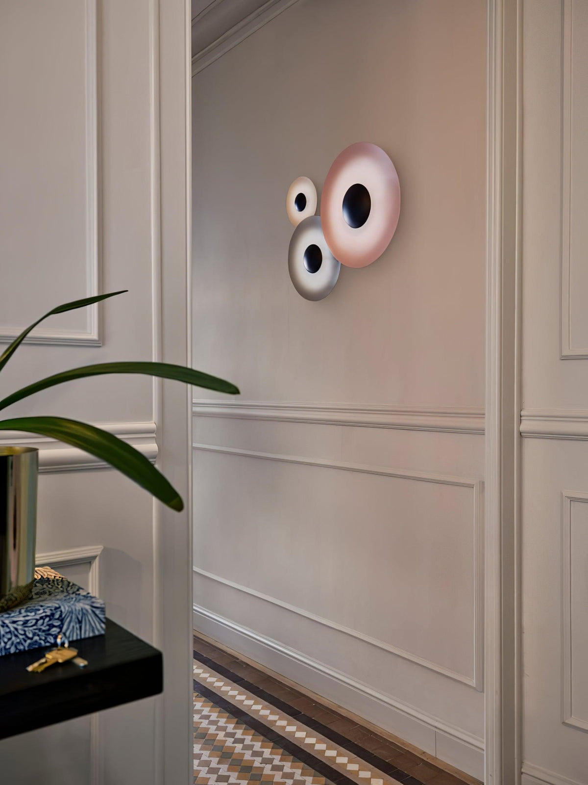Simplicity Glow Wall Light