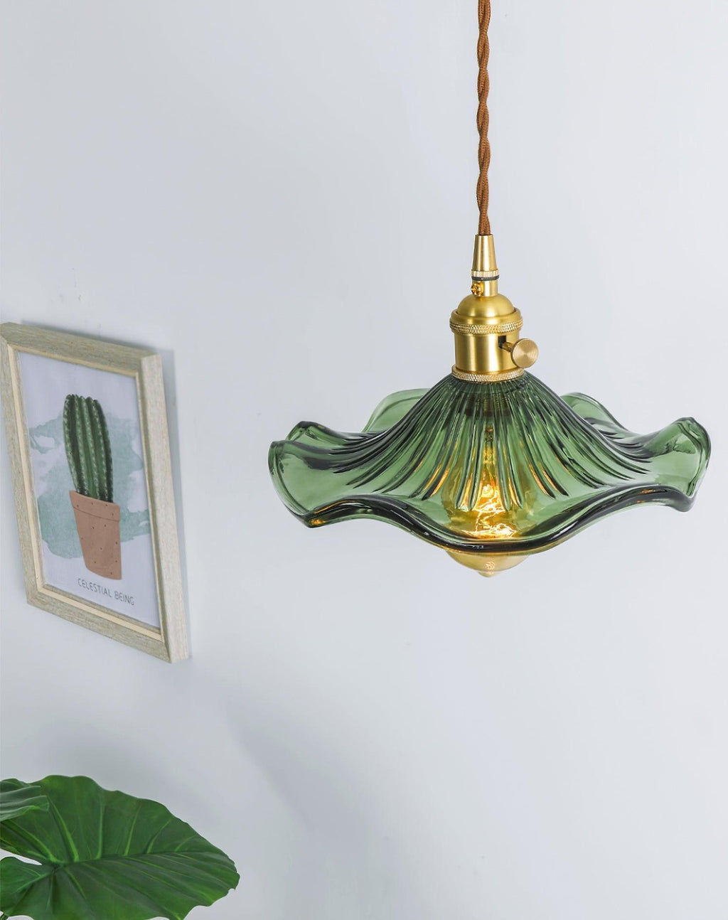 Lampada a sospensione in vetro a forma di fiore di ibisco