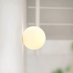 Lampada da parete moderna in vetro opaco