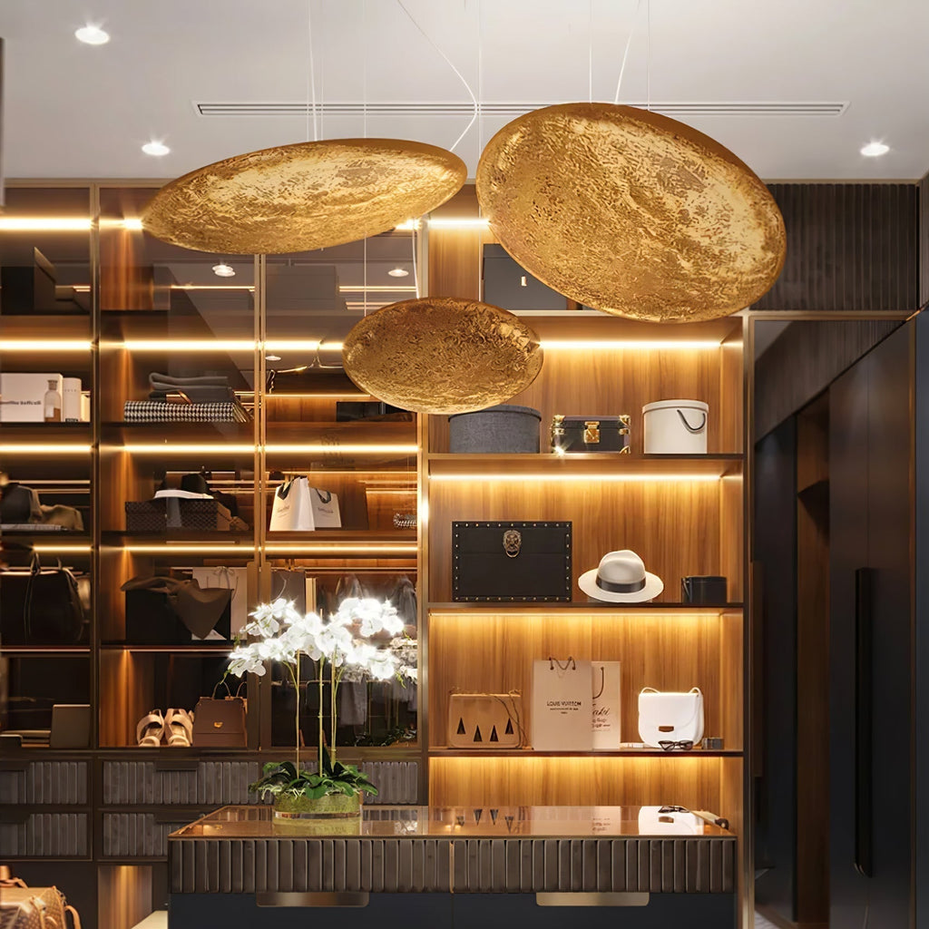 Lampada a Sospensione Aureliance in Foglia d'Oro Contemporanea