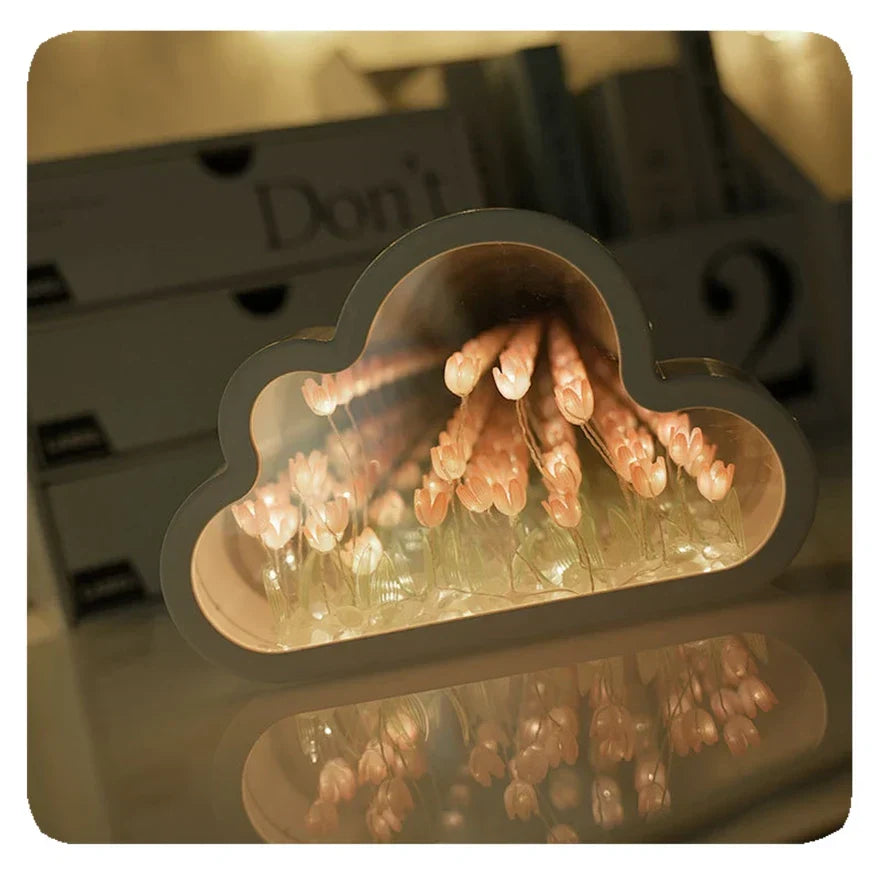 Lampada da Tavolo Tulipano con Design in Vetro Specchiato