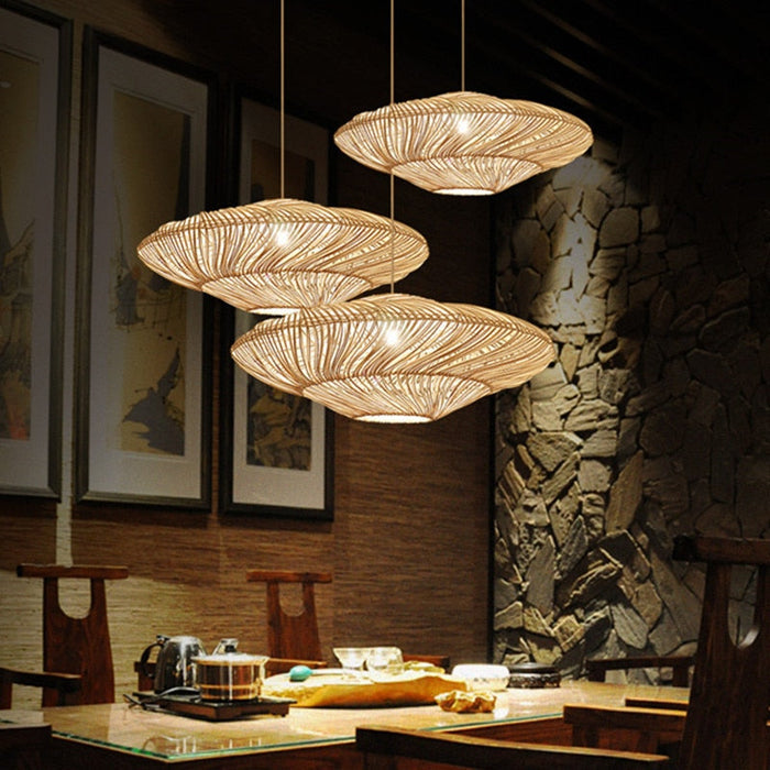 Lampada a sospensione in rattan vintage