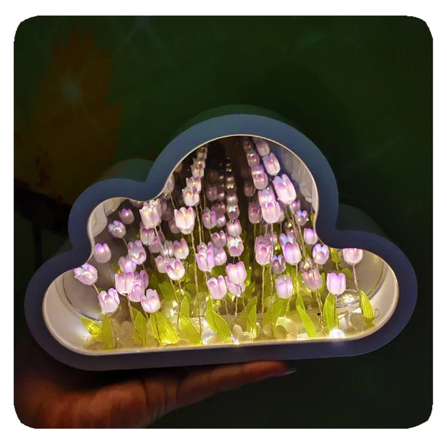 Lampada da Tavolo Tulipano con Design in Vetro Specchiato