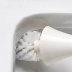 PureSwish – Spazzola per WC con design resistente agli schizzi per bagni moderni