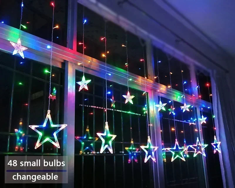 Illuminazione Natalizia a LED a Tenda con Stelle – Luce Bianca Calda