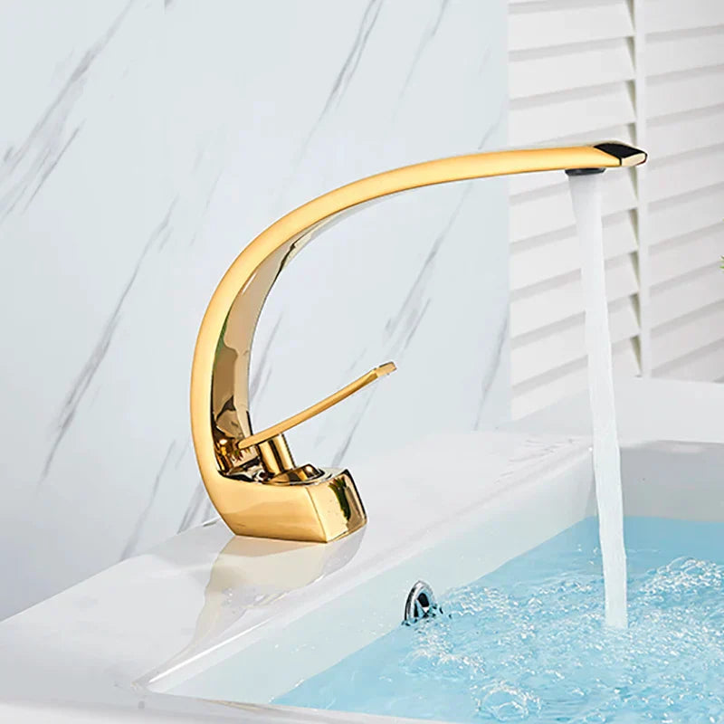 Rubinetto Elegante per Bagno – Design Lussuoso per il Tuo Bagno