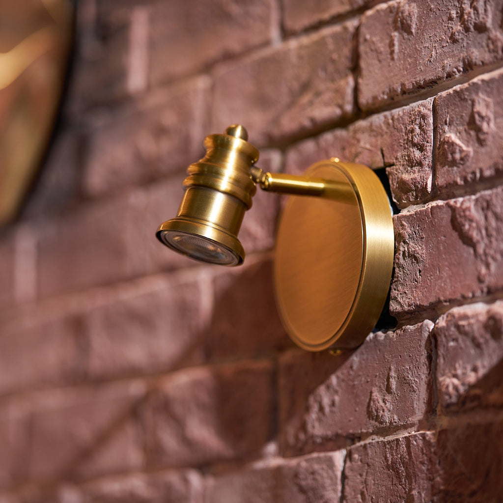 Lampada da Parete in Ottone Halophane