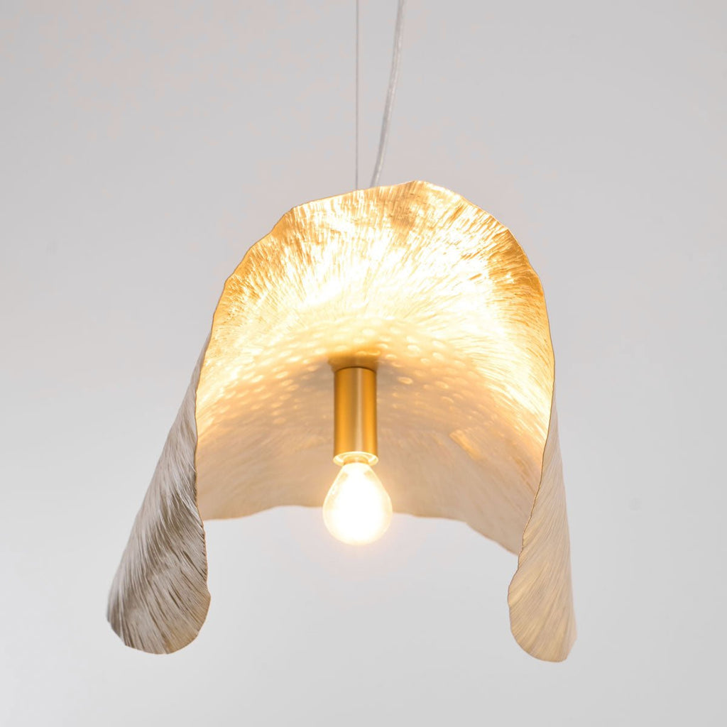 Lampada a sospensione martellata