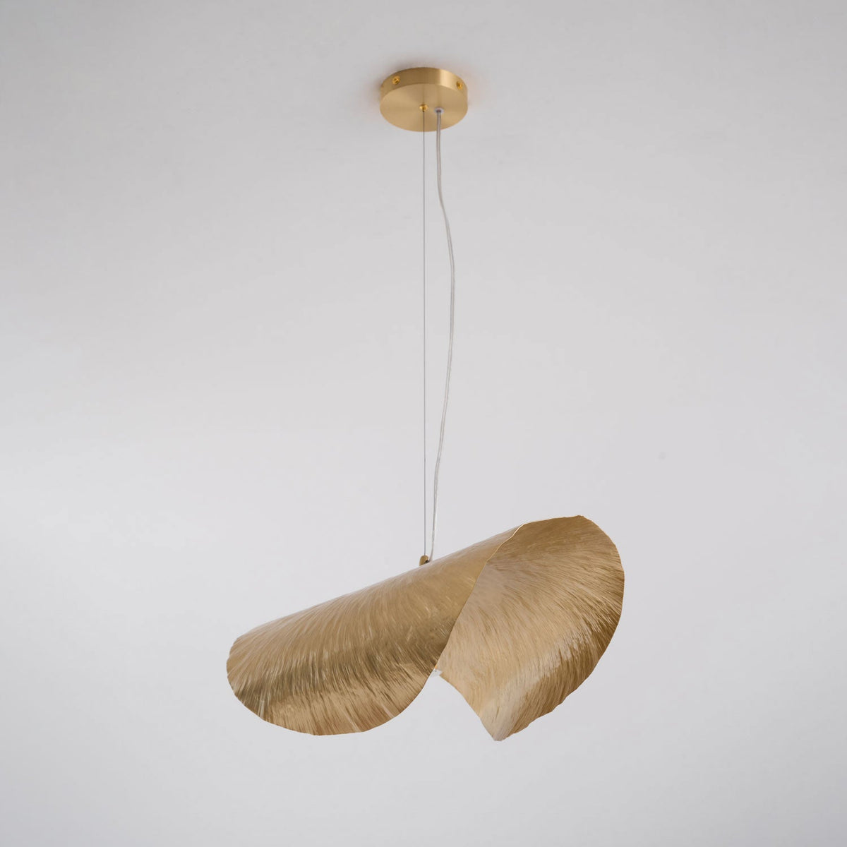 Lampada a sospensione martellata