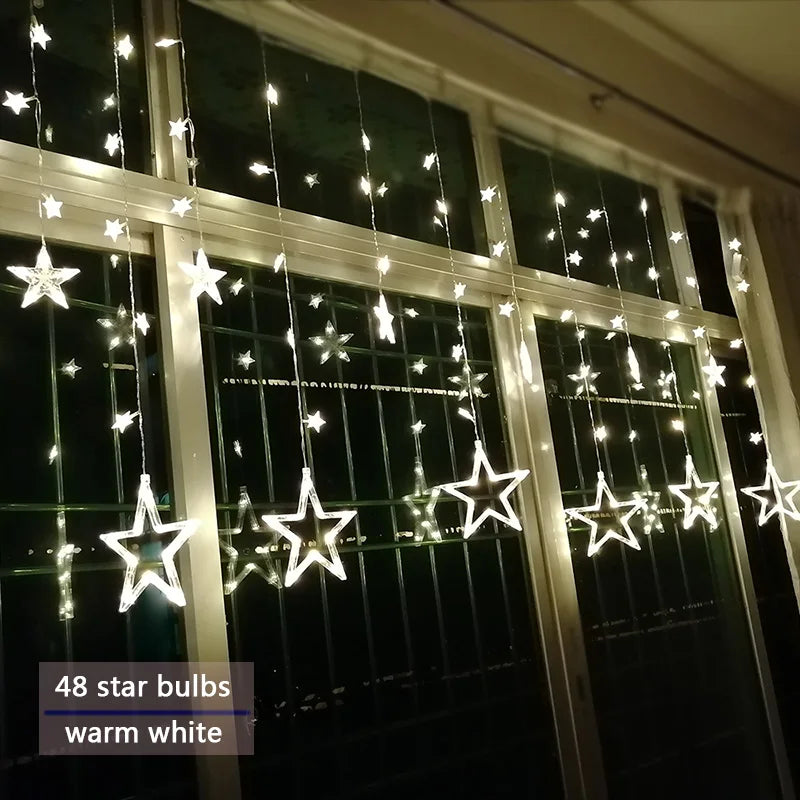 Illuminazione Natalizia a LED a Tenda con Stelle – Luce Bianca Calda