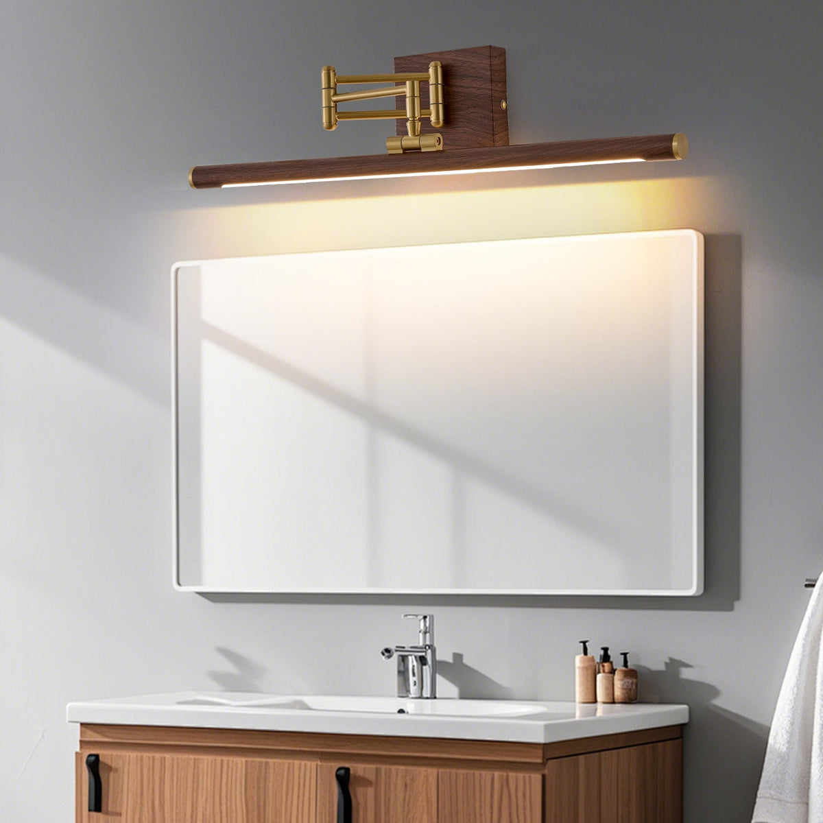 Lampada da Parete in Ottone Stave