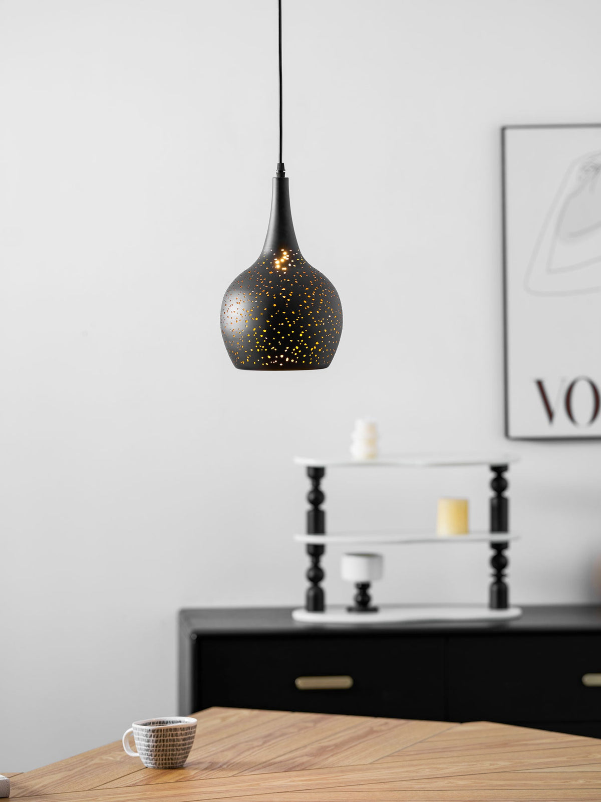 Lampada a sospensione industriale vuota