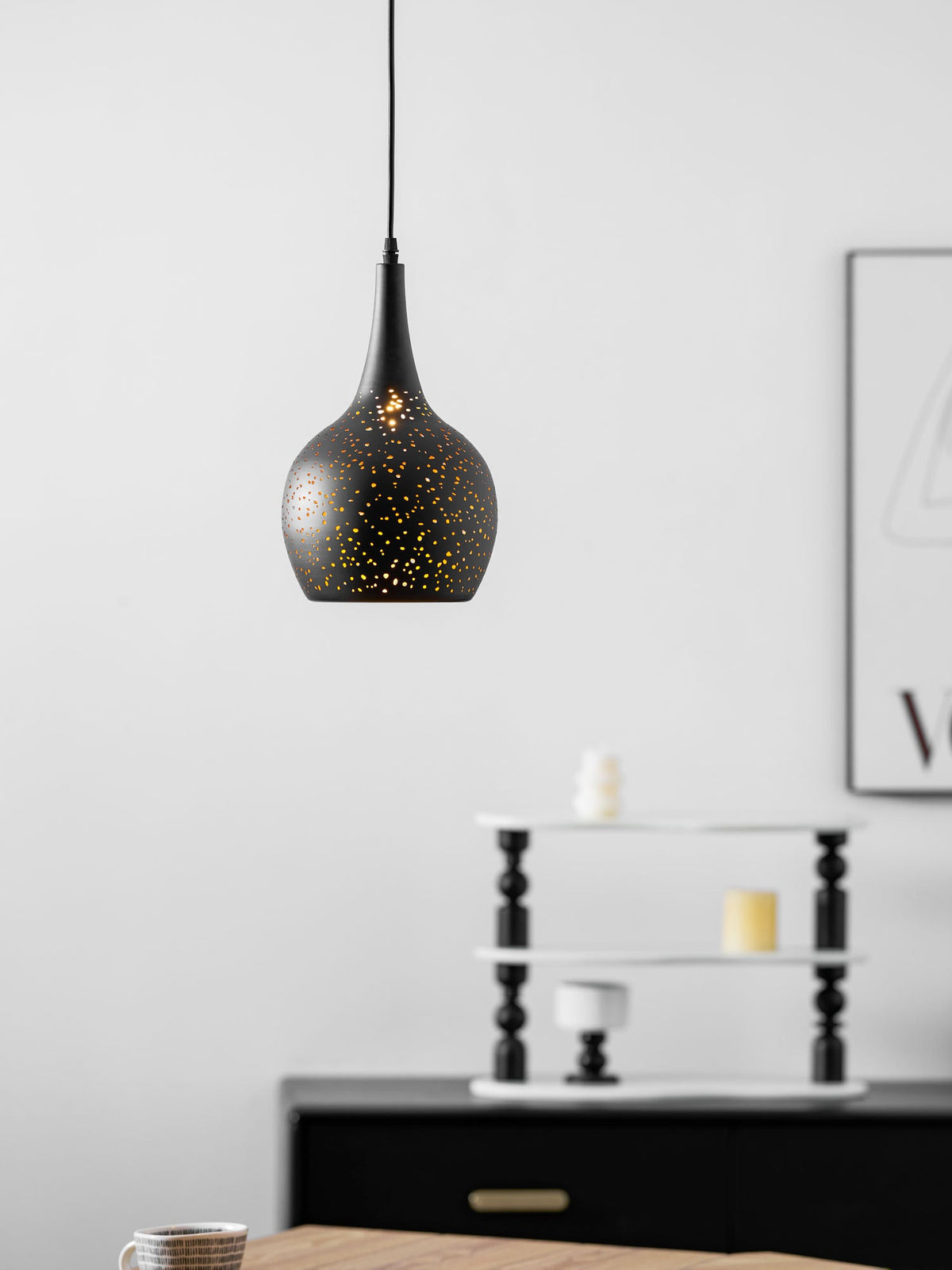 Lampada a sospensione industriale vuota