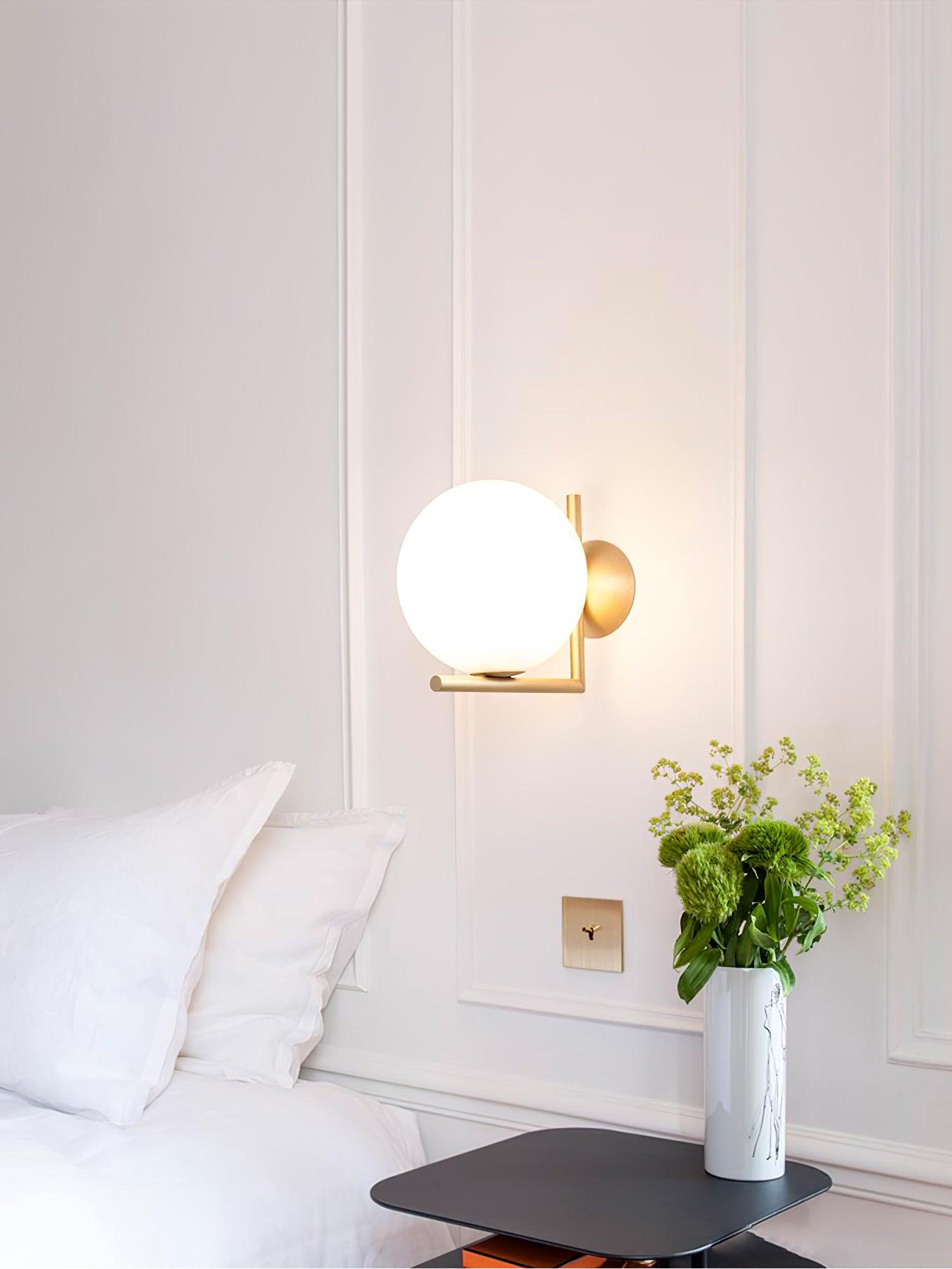Joanna Applique Vetro Soffiato Moderna Minimalista Opale