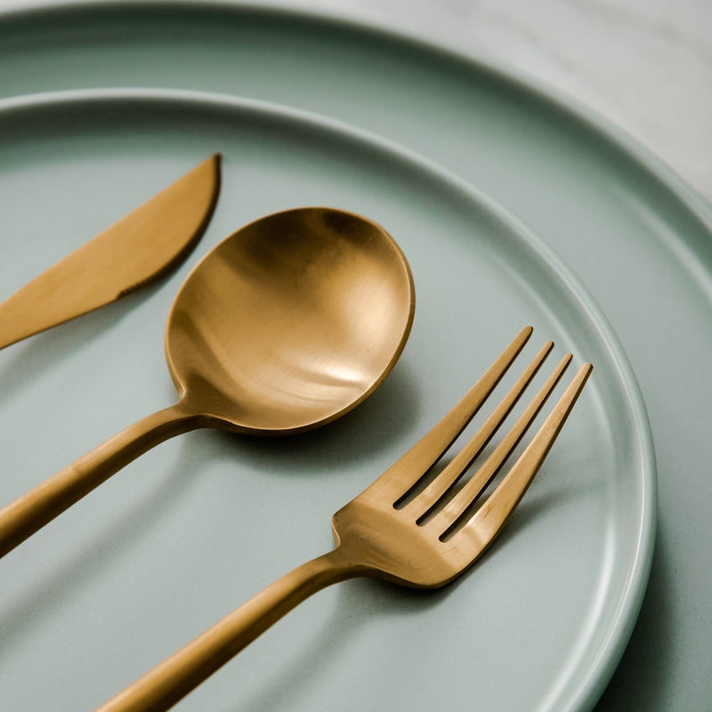 Posate minimaliste in acciaio inossidabile – Eleganza nel design semplice