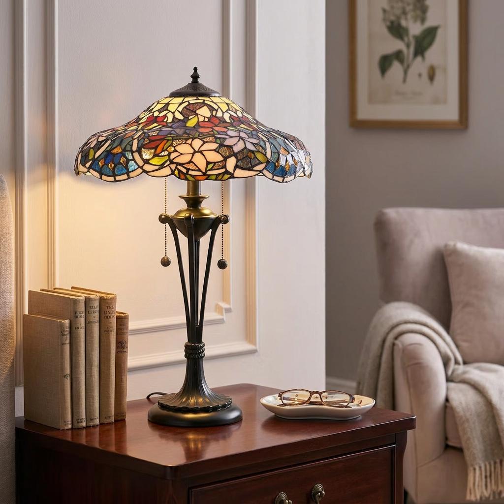 Lampada da Tavolo Tiffany Sullivan di Interiors 1900