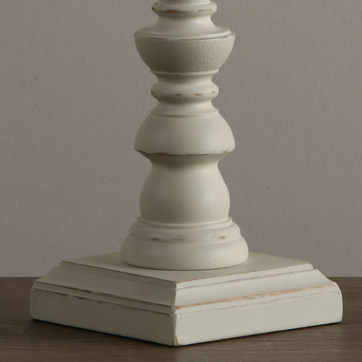 Specchio Laura Ashley Tate in Legno Avorio Invecchiato 60cm